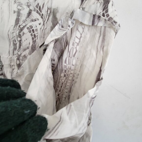 L.A.M.B. Gwen Stefani Gray White Marble Print Pocket Silk Drape Mini Skirt Sz 2 - Picture 5 of 12